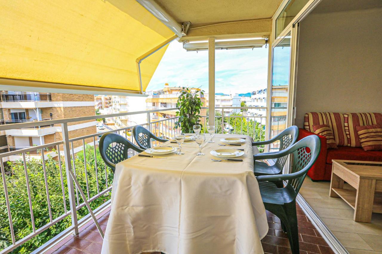 Coral - Only Families Apartment Cambrils Bagian luar foto