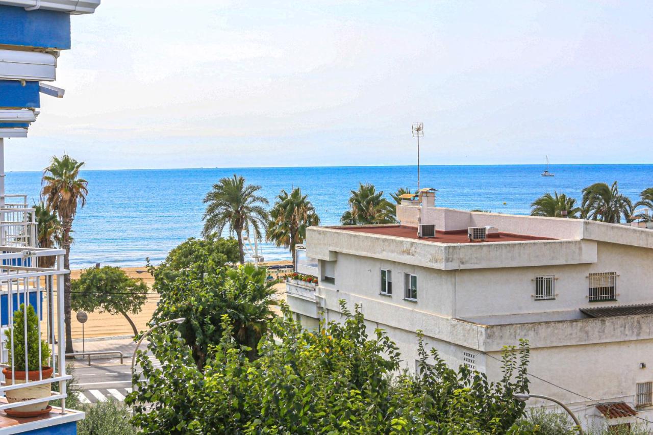 Coral - Only Families Apartment Cambrils Bagian luar foto