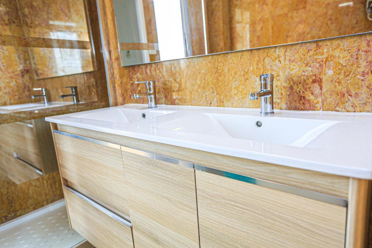 Coral - Only Families Apartment Cambrils Bagian luar foto