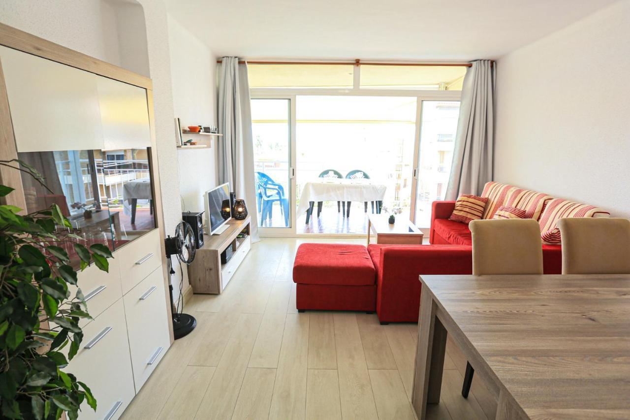 Coral - Only Families Apartment Cambrils Bagian luar foto