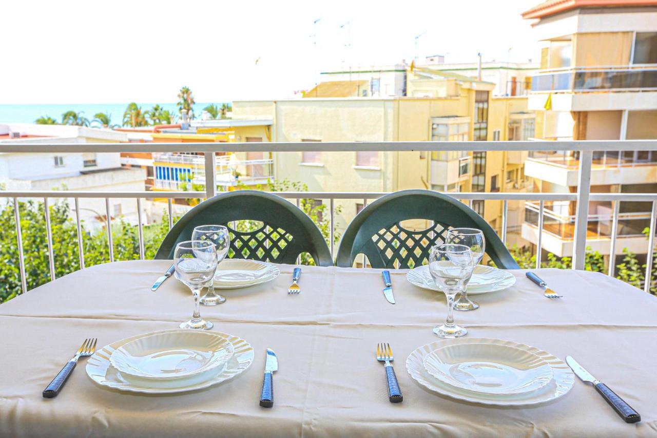 Coral - Only Families Apartment Cambrils Bagian luar foto