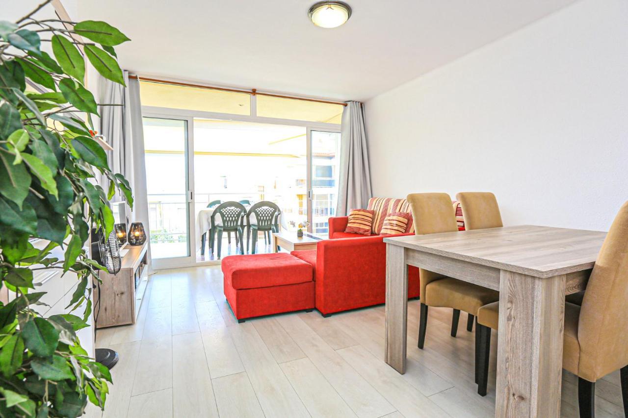 Coral - Only Families Apartment Cambrils Bagian luar foto